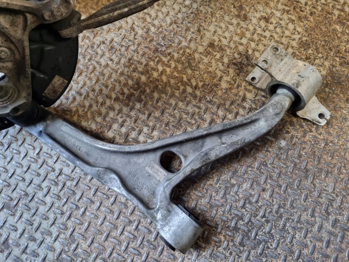 2020 MERCEDES-BENZ A W177 SUSPENSION AVANT COMPLET A2473320800