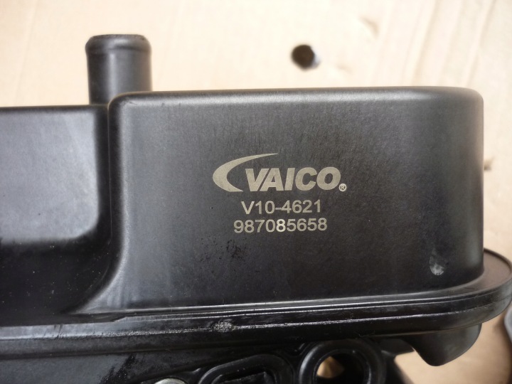 COMME NEUF CHÂSSIS FILTRE HUILES RADIATEUR 2.0 FSI 150KM FONCTIONNEL VAICO