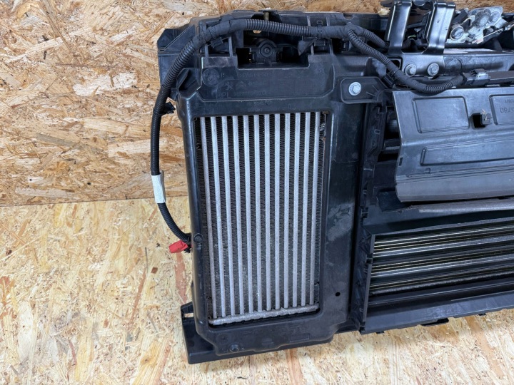 PANNEAU AVANT RENFORCEMENT POUTRE RADIATEURS CITROEN C4 III 1.2TB 2020-