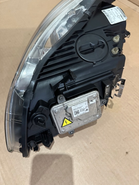 VOLVO C30 LIFT PHARE BI XÉNON COMPLÈTE DROITE GAUCHE 31299818 31299819