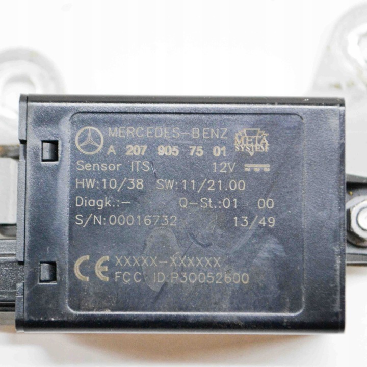 MODULE CAMÉRAS MARCHE ARRIÈRE MERCEDES-BENZ E CABRIO (A207) P30052600 15038347 2.1L