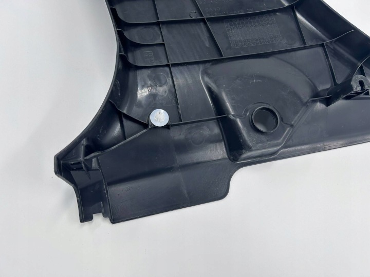 RAV4 V PROTECTION MONTANTS CENTRAL INFÉRIEURE DROITE 62413-42090