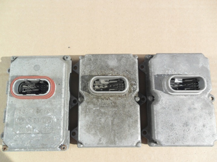 MODULE VIRAGE XÉNON MERCEDES CLS W219 A0028206026