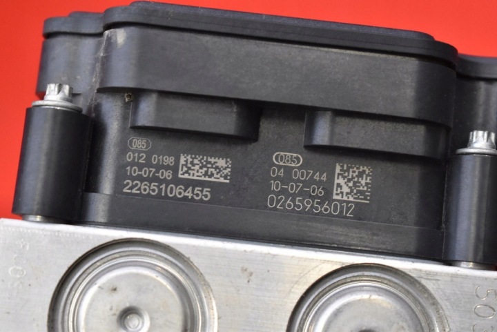 POMPE ABS 47660-1H20A NISSAN MICRA K13 1.2 80 KM 10-13