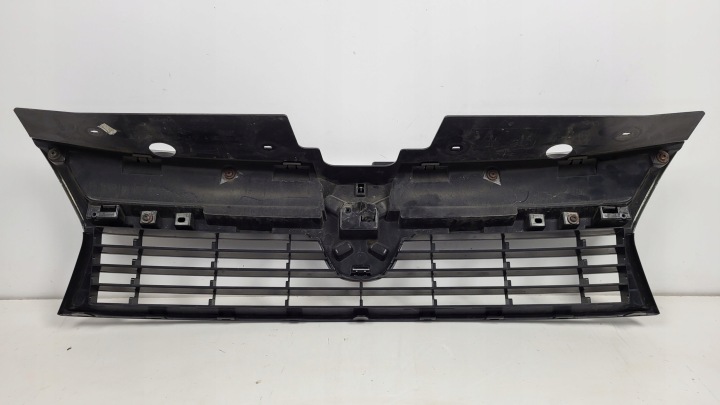 GRILLE CALANDRE RADIATEUR DACIA DUSTER 2010-2017