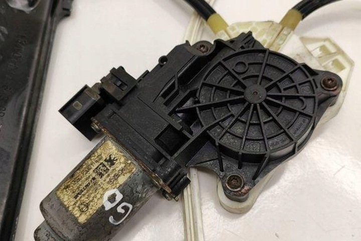ÉLÉVATEUR VITRES ARRIÈRE DROITS PORTES PEUGEOT 308 II 9837666480 1.6L 2021