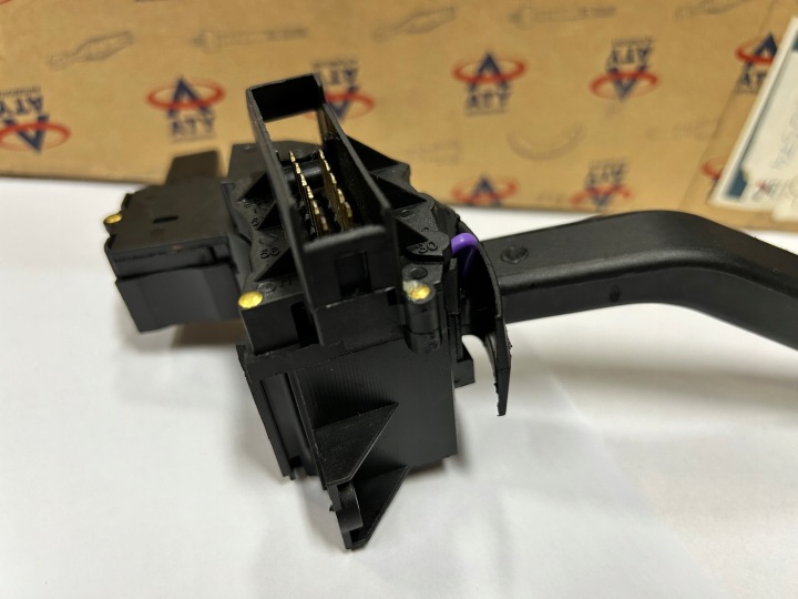 COMMUTATEUR CLIGNOTANT FORD TRANSIT 92-00