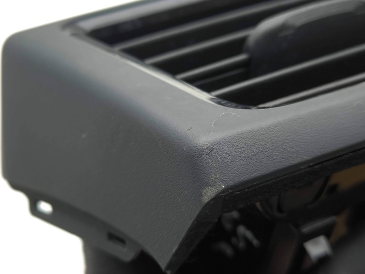 NISSAN LEAF II (ZE1) 2018 GAUCHE LATÉRALE GRILLE CONDUIT D'AIR TABLEAU DE BORD INSTRUMENTATION