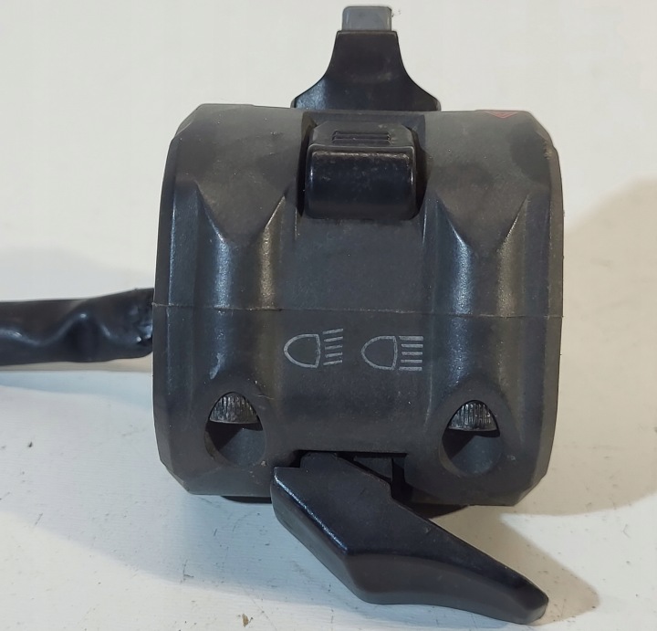COMMUTATEUR GAUCHE FEUX 65110131A DUCATI MULTISTRADA 1200 AVEC 2013-2015R