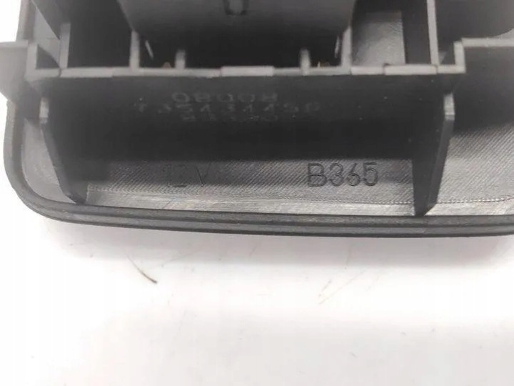 BOUTON COMMANDE VITRE GAUCHES AVANT PORTES FIAT BRAVO II (198_)