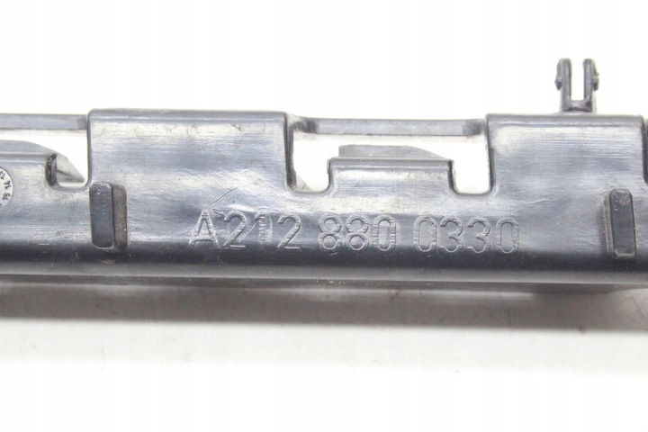 MERCEDES-BENZ S212 GLISSIÈRE FIXATION LATÉRAL PARE-CHOCS GAUCHE ARRIÈRE A2128800330
