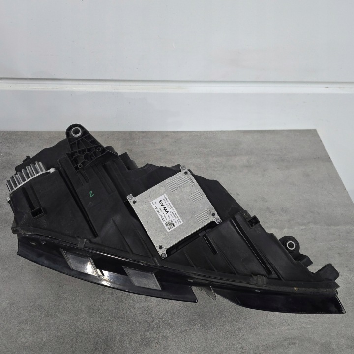 PHARE GAUCHE SKODA OCTAVIA III LIFT