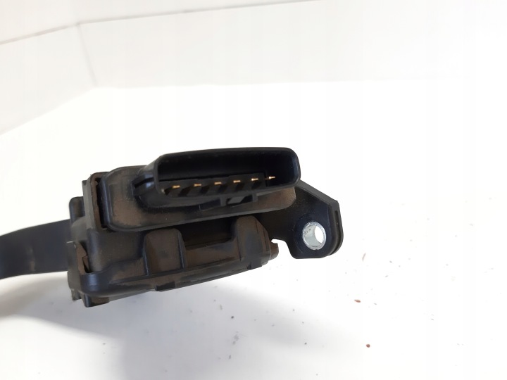 SUZUKI GRAND VITARA II POTENTIOMÈTRE GAZ 6PV009074