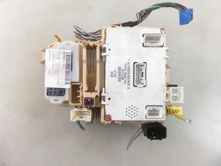 FUSIBLE SUZUKI SWIFT III 1.3 3677062JB0 3861084F00 RF00B1C7