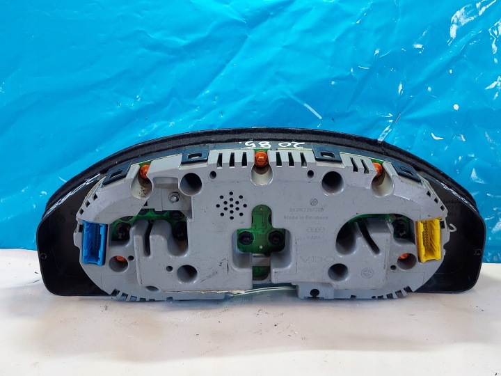 COMPTEUR COMPTEUR A4 B5 1.8 T 8D0919033C
