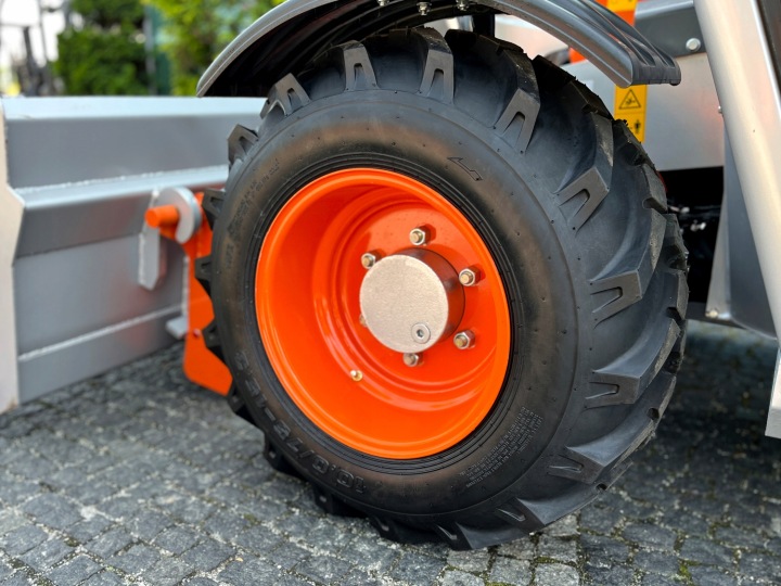 CHARGEUR TÉLESCOPIQUE GUNSTIG 2812T 4X4 COMME MANITOU 1250 KG