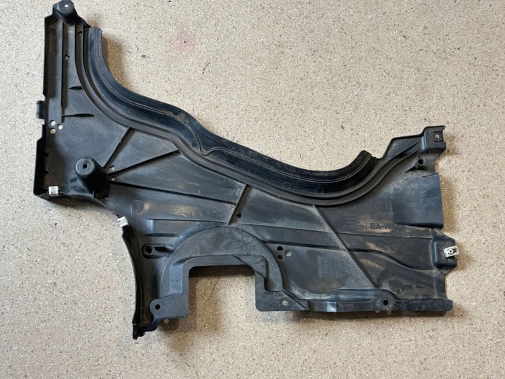 BMW 7 G11 G12 2017 DROITE CÔTÉ PROTECTION INFÉRIEURE RÉSERVOIR CARBURANTS 7340182