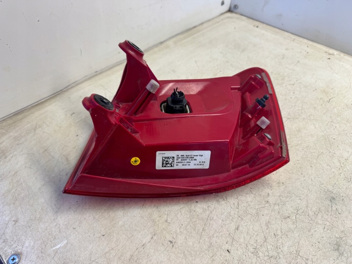 AUDI A6 C7 UNIVERSEL PHARE GAUCHE ARRIÈRE LED 4G9945095B