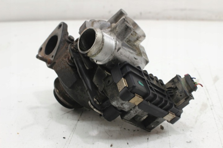 PEUGEOT 407 COUPÉ 2.7 HDI TURBOCOMPRESSEUR 4U3Q-6K682-BL