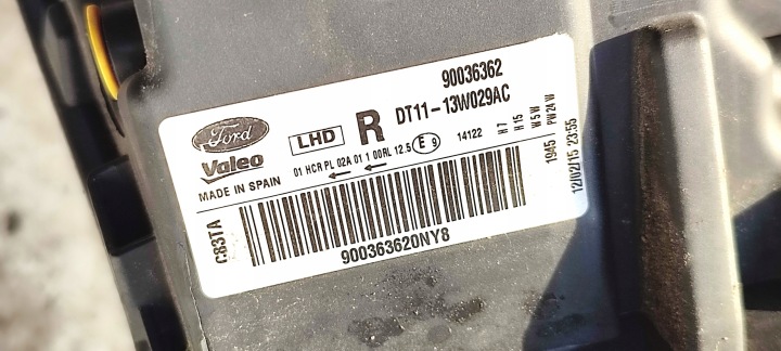 CONNECT MK2 TOURNEO 15R PHARE AVANT GAUCHE I DROIT KOM EUROPE DT1113W030AC DT1113W029AC