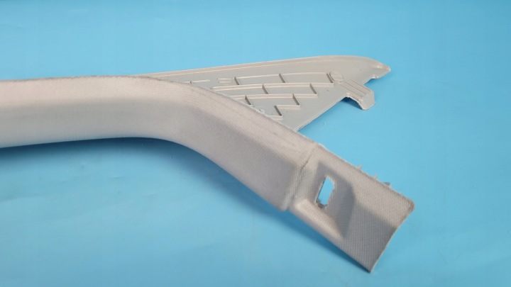 TESLA MODÈLE 3 21R PROTECTION BRODERIE MONTANTS A DROIT 1527915-01-A
