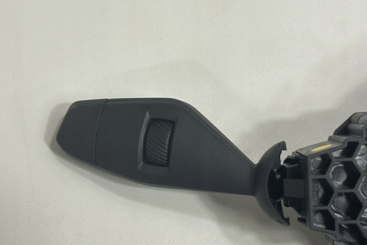 BAGUE SLIZGOWY CAOUTCHOUC BMW 4 CONVERTIBLE (G23, G83) 5A332C4 2023