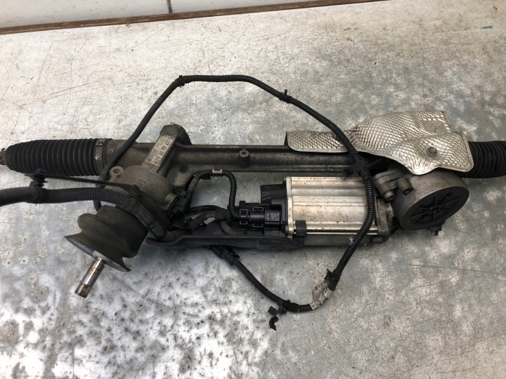 CRÉMAILLÈRE DE DIRECTION OPEL ZAFIRA C 7817974104 7805177341
