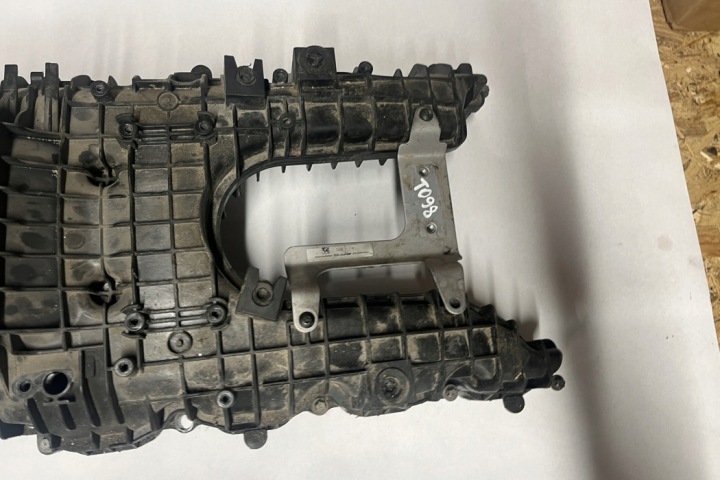COLLECTEUR ADMISSION MERCEDES-BENZ CLS (C218) A2780980807 5.5L GASOLINE 386KW