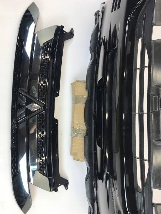 PARE-CHOCS AVANT AVANT MITSUBISHI OUTLANDER III 3 LIFT 6410G227ZZ