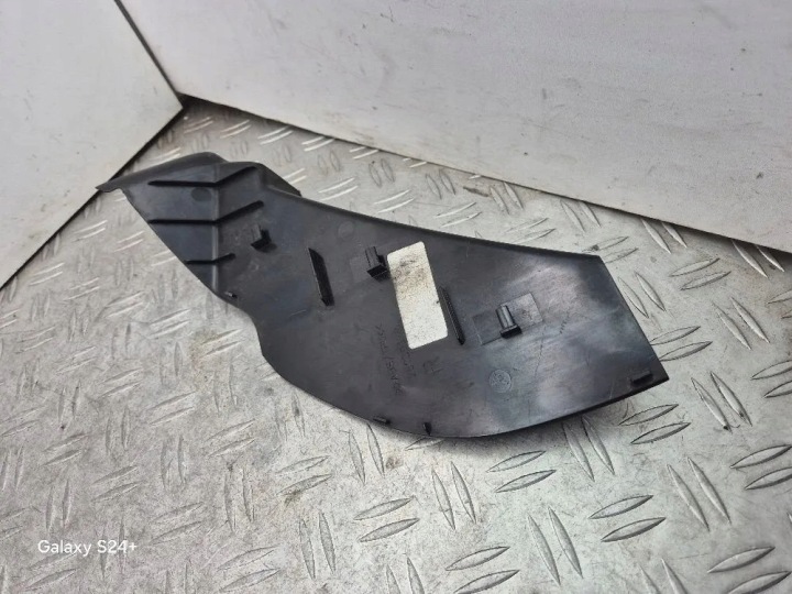 PROTECTION ARRIÈRE DROITE PHARES PEUGEOT 3008 26038008 1.6L GASOLINE 88KW 2011