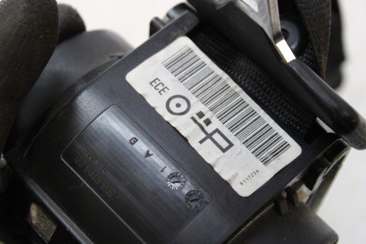 CEINTURE DE SÉCURITÉ DROIT ARRIÈRE 0606019700 BMW E90 E91