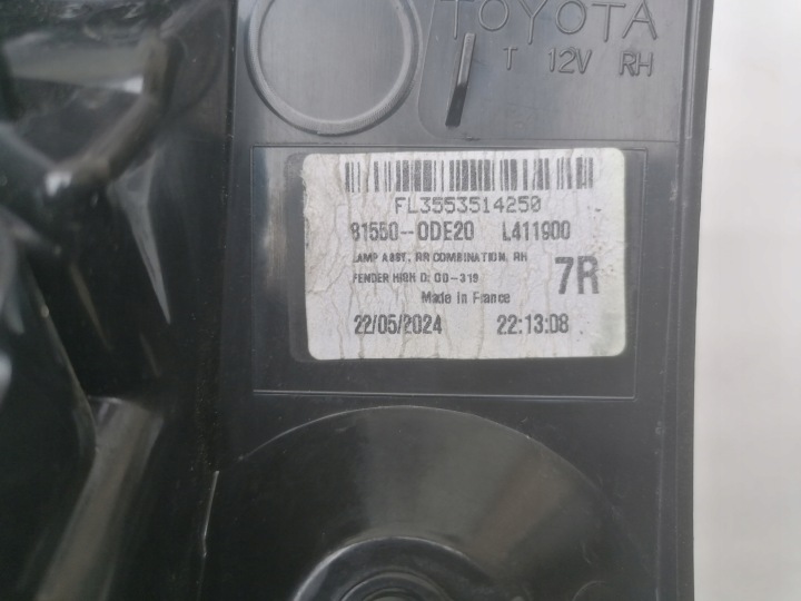 PHARE ARRIÈRE ARRIÈRE DROITE AVEC LED TOYOTA YARIS CROSS 20- 81550-0DE20 SLASK SKAZA