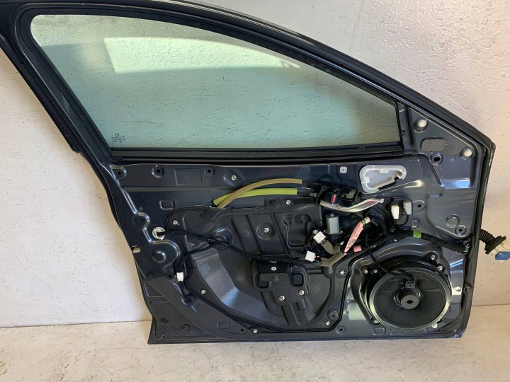 MAZDA TRIBUTE LIFT PORTES GAUCHE AVANT COMPLET