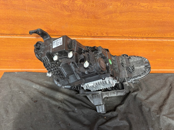 PHARE GAUCHE AVANT AVANT VOLVO EX30 COMPLET LED 80000401 ORIGINE