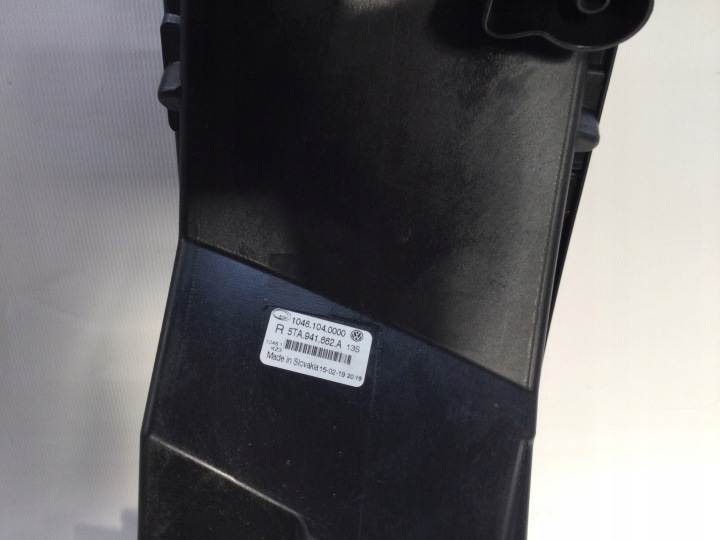 VW TOURAN II 15- PROJECTEUR PHARES ANTIBROUILLARD PRZECIWMGLOWY DROIT 5TA941662A