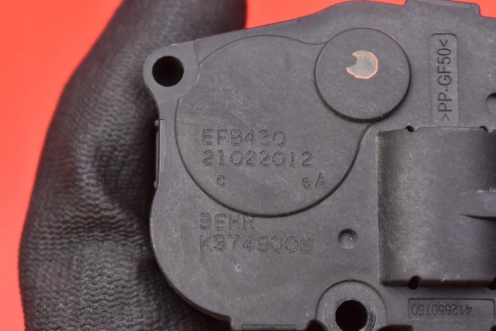 PETIT MOTEUR RÉCHAUFFEURS 412650750 BMW F10 F11 2.0 D 218 KM 09-13
