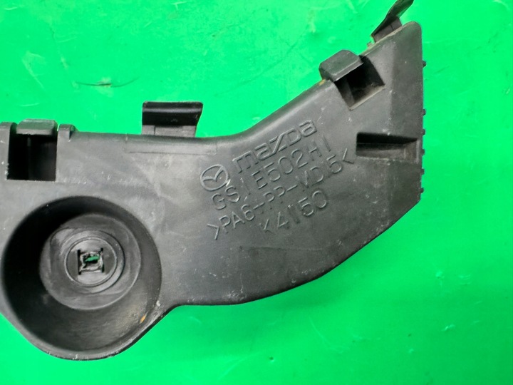 GLISSIÈRE FIXATION PARE-CHOCS ARRIÈRE DROIT GS1E502H1 MAZDA 6 II GH 07-12 HAYON