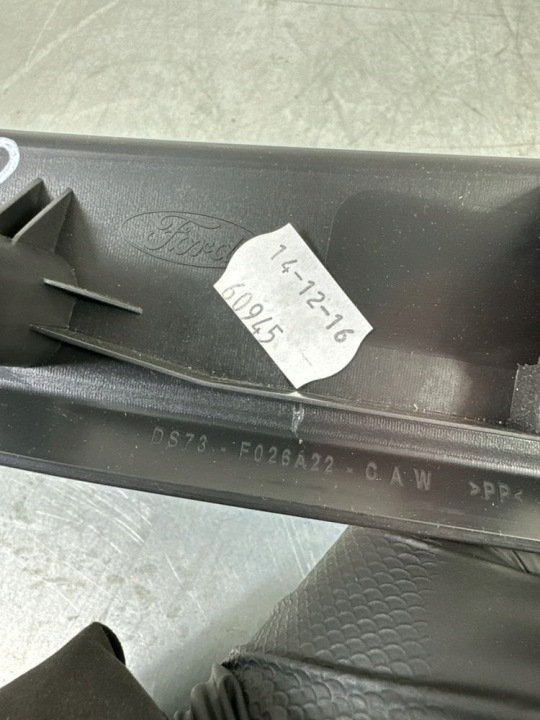DS73F026A22 ZASLAPKA LATÉRALE TABLEAU DE BORD INSTRUMENTATION FORD MONDEO MK V 2016 DROITE