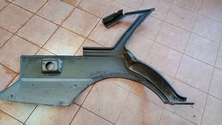 FSO POLONEZ CARO 79-97 AILE BRODERIE GARDE-BOUE GAUCHE ARRIÈRE ARRIÈRE GAUCHE C504