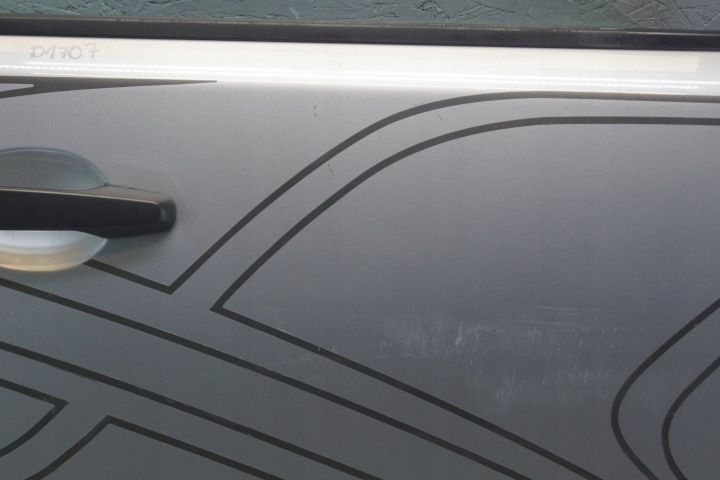 MITSUBISHI L200 PORTES DROIT AVANT (D1707)