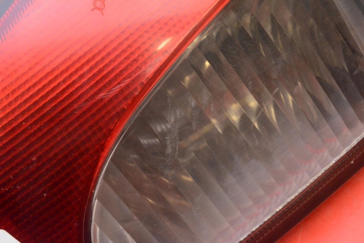 PHARE GAUCHE ARRIÈRE ARRIÈRE 09114336 OPEL CORSA C 3D HAYON 00-03