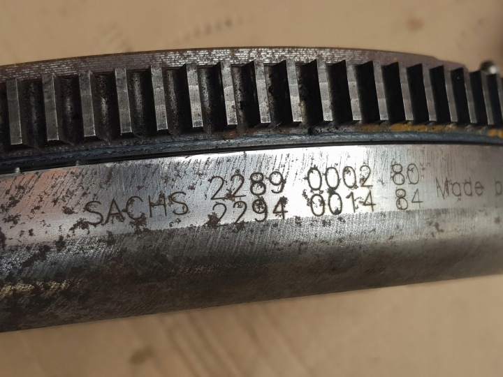 COMME NOUVEAU VOLANT BIMASSE EMBRAYAGE SACHS 1.9 TDI 105KM BLS BKC BXE BJB
