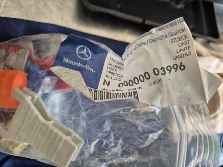 MERCEDES W169 W245 CRIC OREILLE CLÉ ÉTUI JEU A1685830715