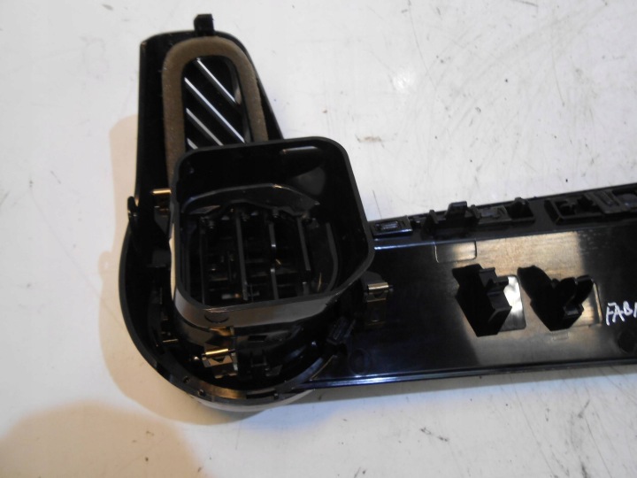SKODA FABIA IV 4 MOULURE DÉCOR CONSOLES GRILLE CONDUIT 6VB858418