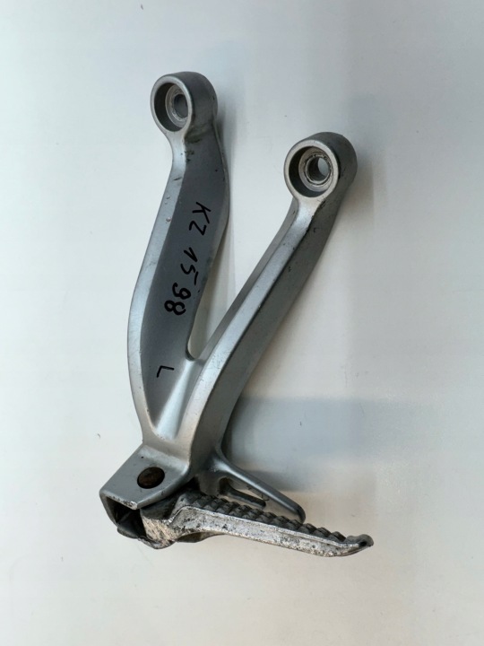 SET PODNOZEK PASSAGER ARRIÈRE GAUCHE SUZUKI GSXR 600 750 01-02R