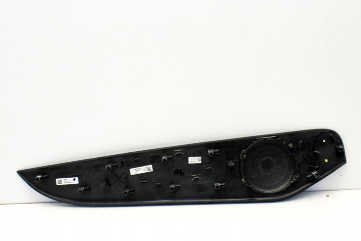 MOULURE DÉCORATIVE FLANC ARRIÈRE DROITS PORTES MERCEDES-BENZ C (W205)