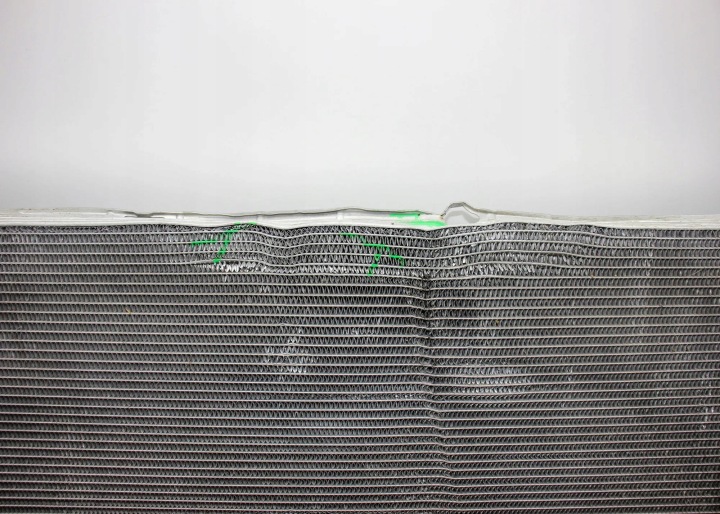 RADIATEUR EAU AUDI RSQ8 SQ7 S8 4M0121251M