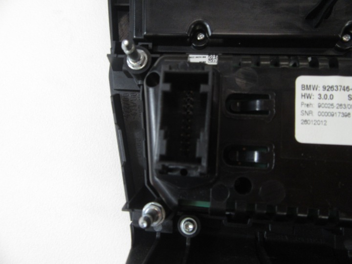 PANNEAU CONDUIT D'AIR CLIMATISEUR RADIO CONSOLE BMW 5 F10 F11 9263746