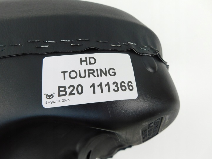 HARLEY DAVIDSON TOURING ÉLECTRICITÉ ROAD KING BOÎTE À GANTS GOLEBNIK DROIT