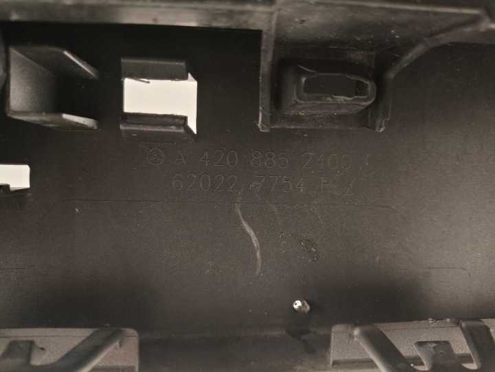 PARE-CHOCS AVANT AVANT MERCEDES CITAN II 21-